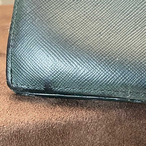 *Authenticity Card Included* Prada Dark Green Bifold Men’s Wallet - Picture 13 of 15
